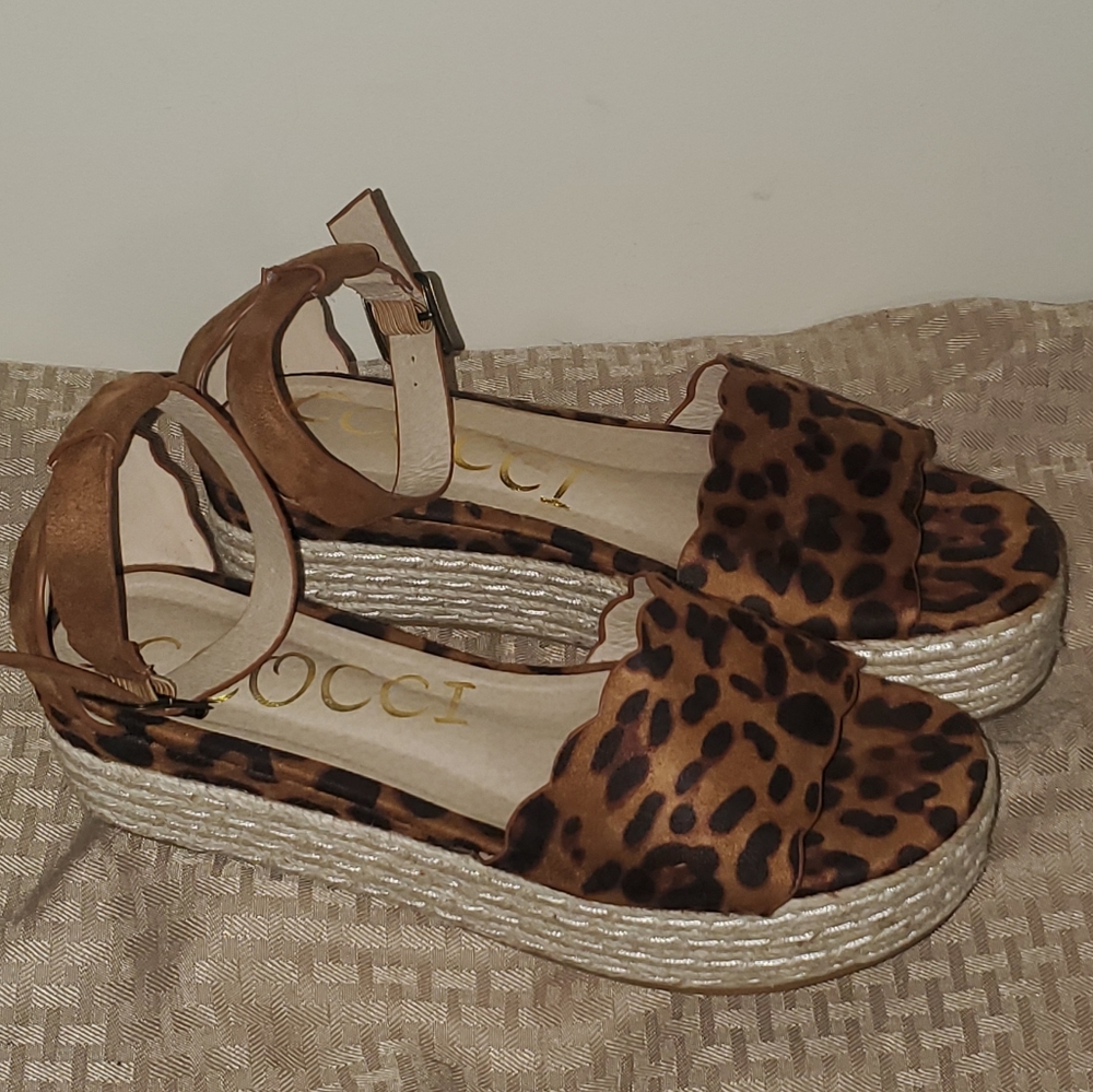 NWT CCOCCI Cheetah and Tan Platform Sandals Everlyn SZ 10